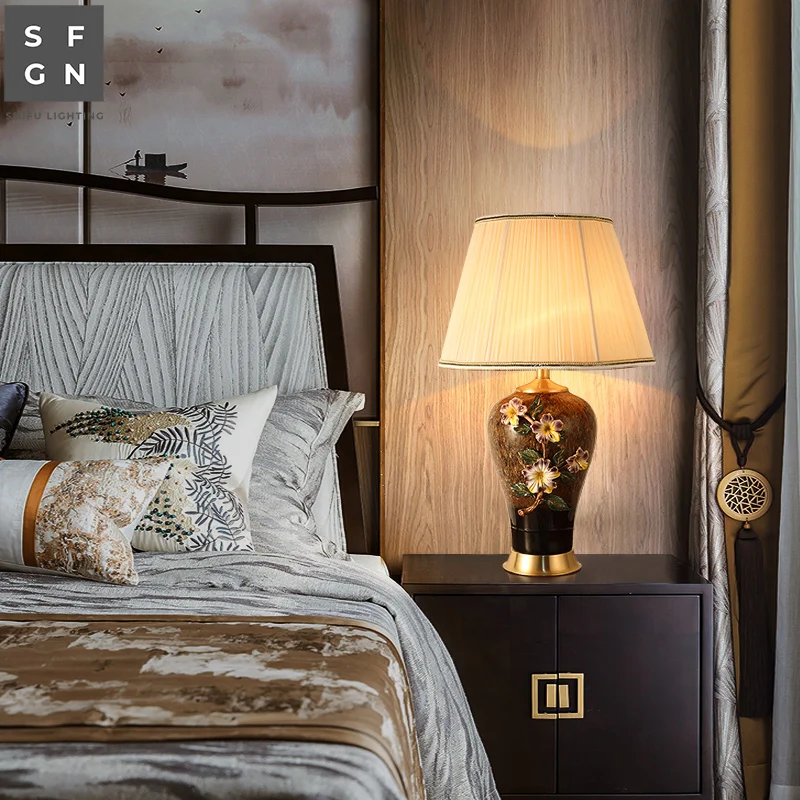 High-end Porcelain and Copper-Table Lamp- Handmade and Luxurious- Copper Base - Image 3