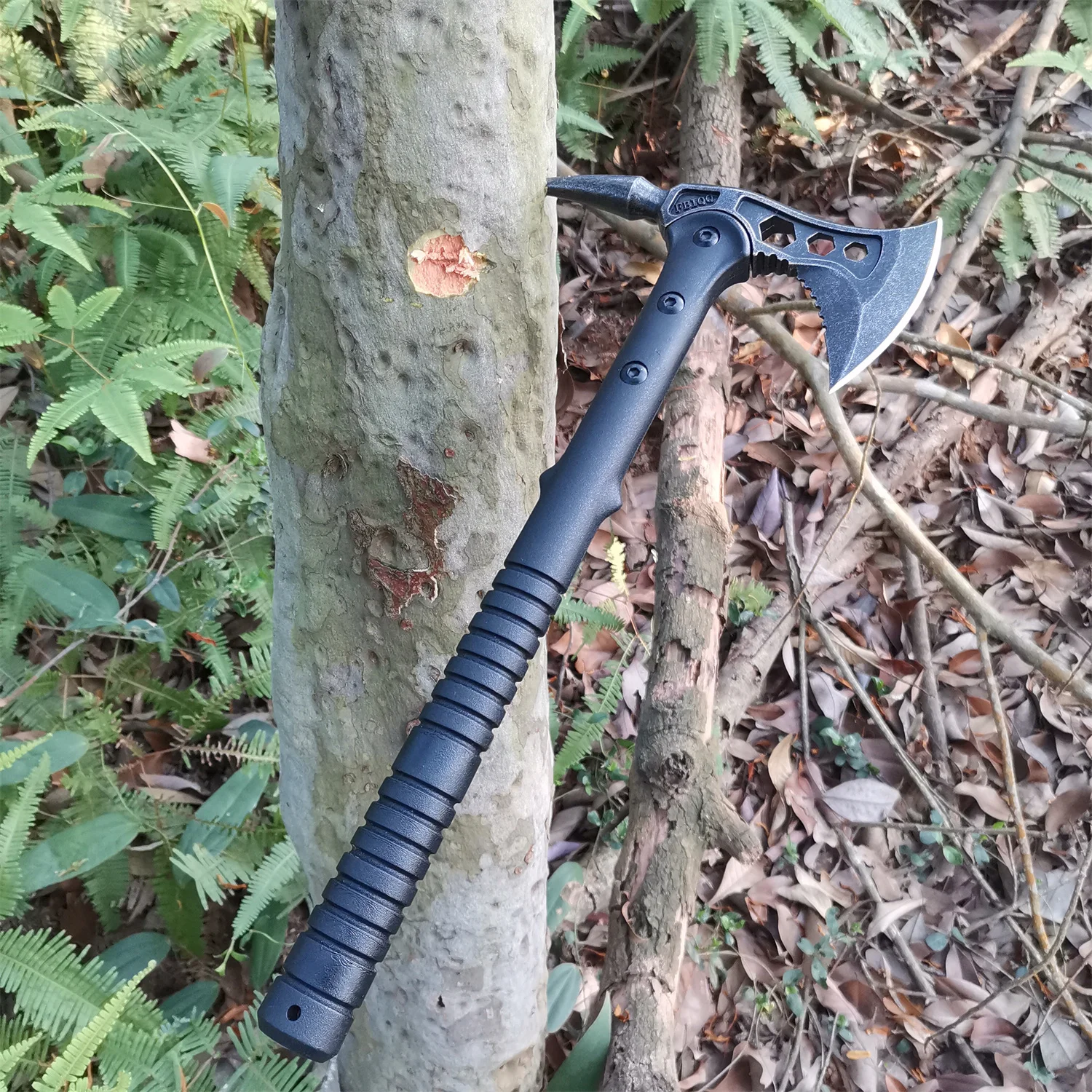 Tomahawk- Camping/Survival Axe- High-end- Sharp- Fireproof- Forged High-Carbon Steel