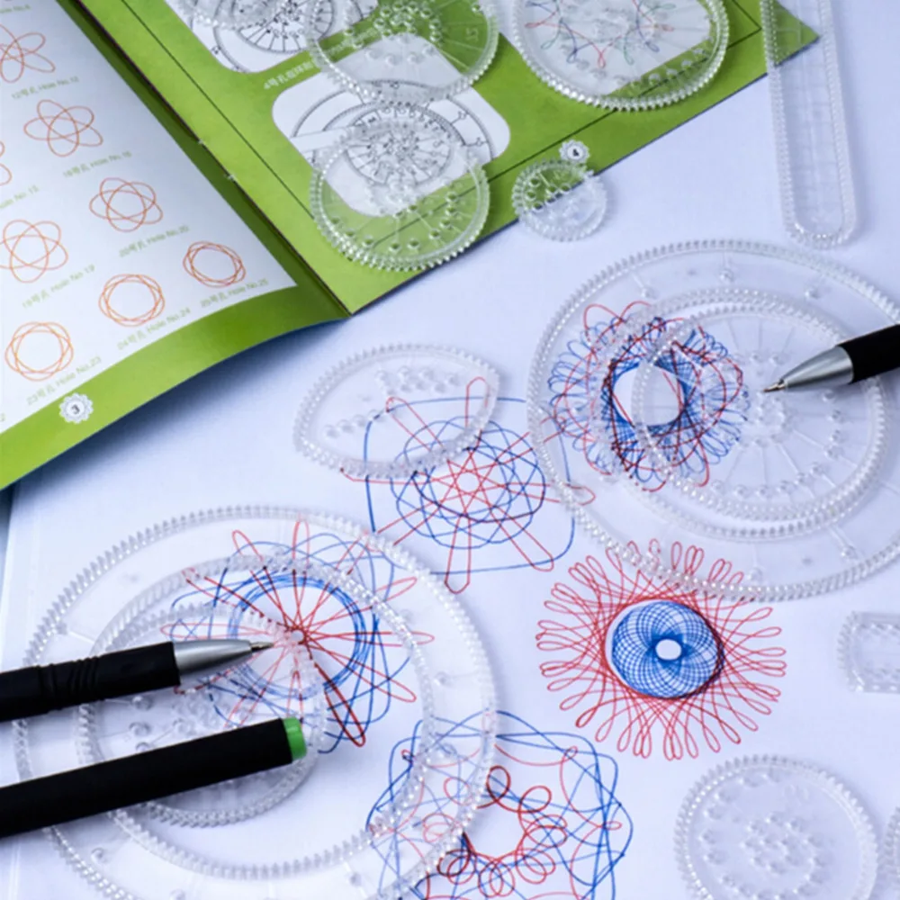 Spirograph Deluxe Set -Fun and Educational - Image 3
